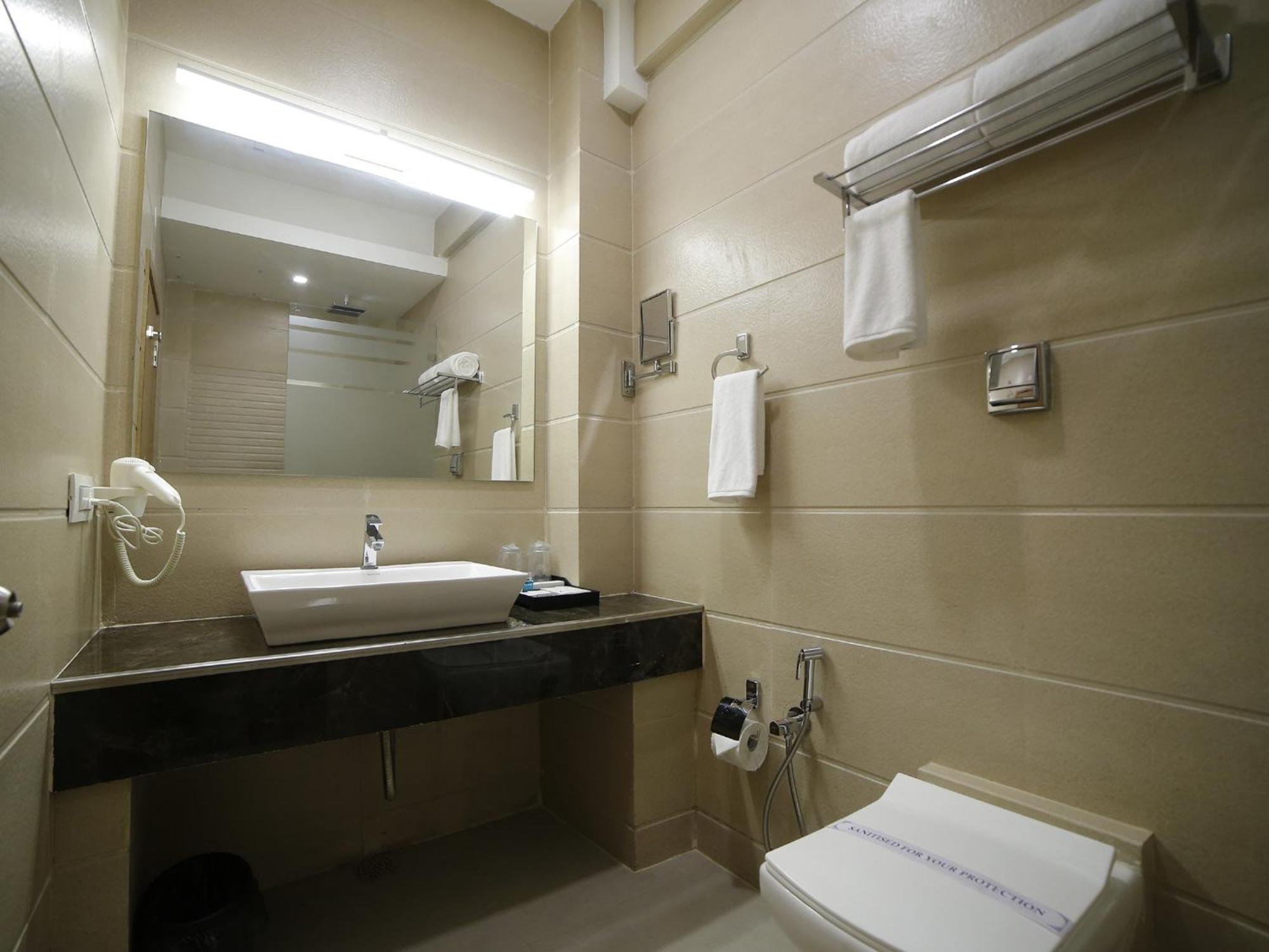 Hotel Annapurna De Royal Guntūr Екстериор снимка
